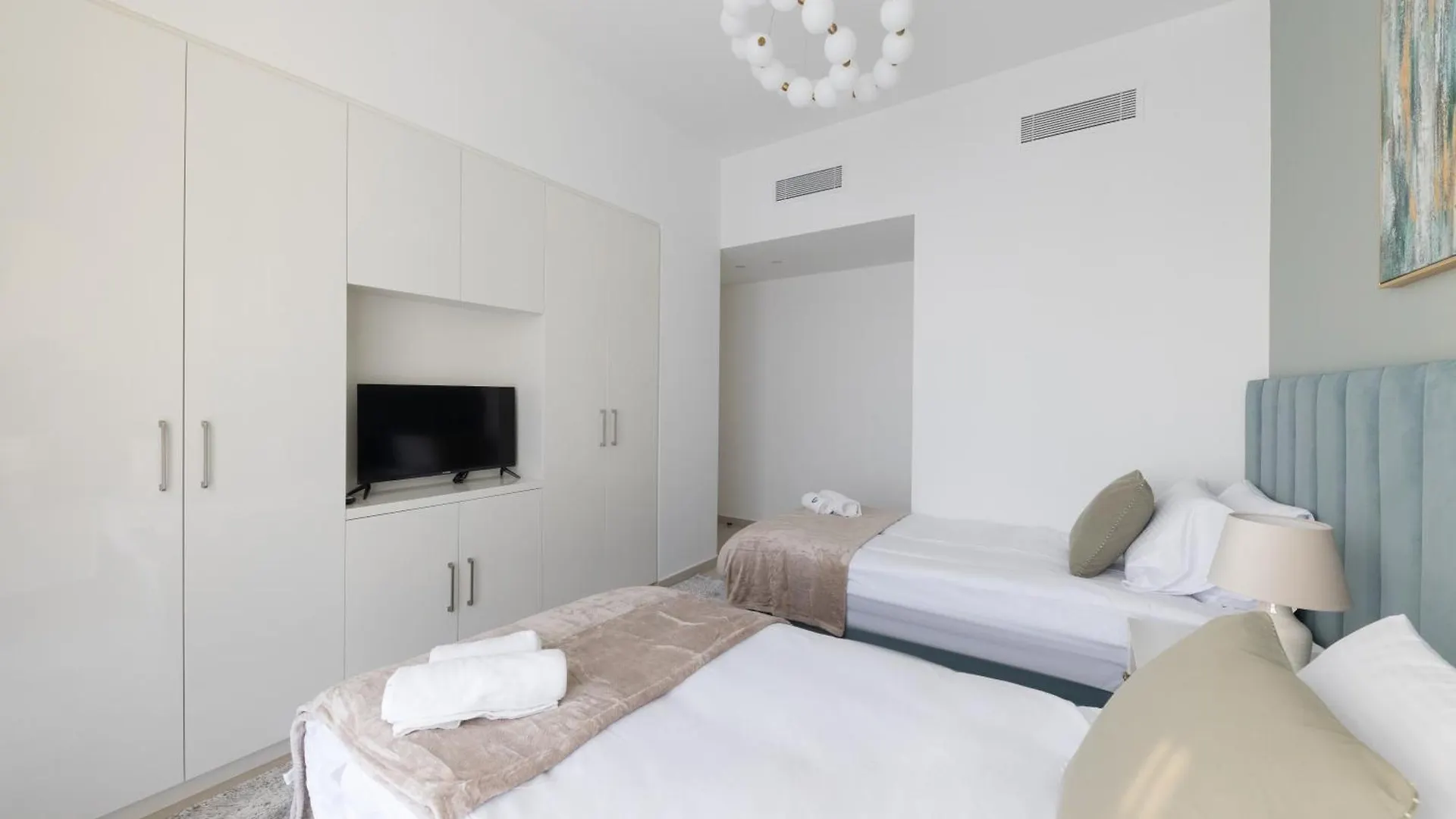 3Br And Maids Burj Khalifa And Fountain View For 8 Guests Apartment Dubai 0*,