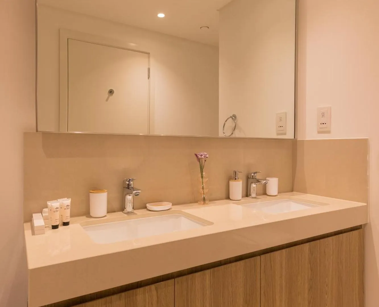 3Br And Maids Burj Khalifa And Fountain View For 8 Guests Apartment Dubai United Arab Emirates