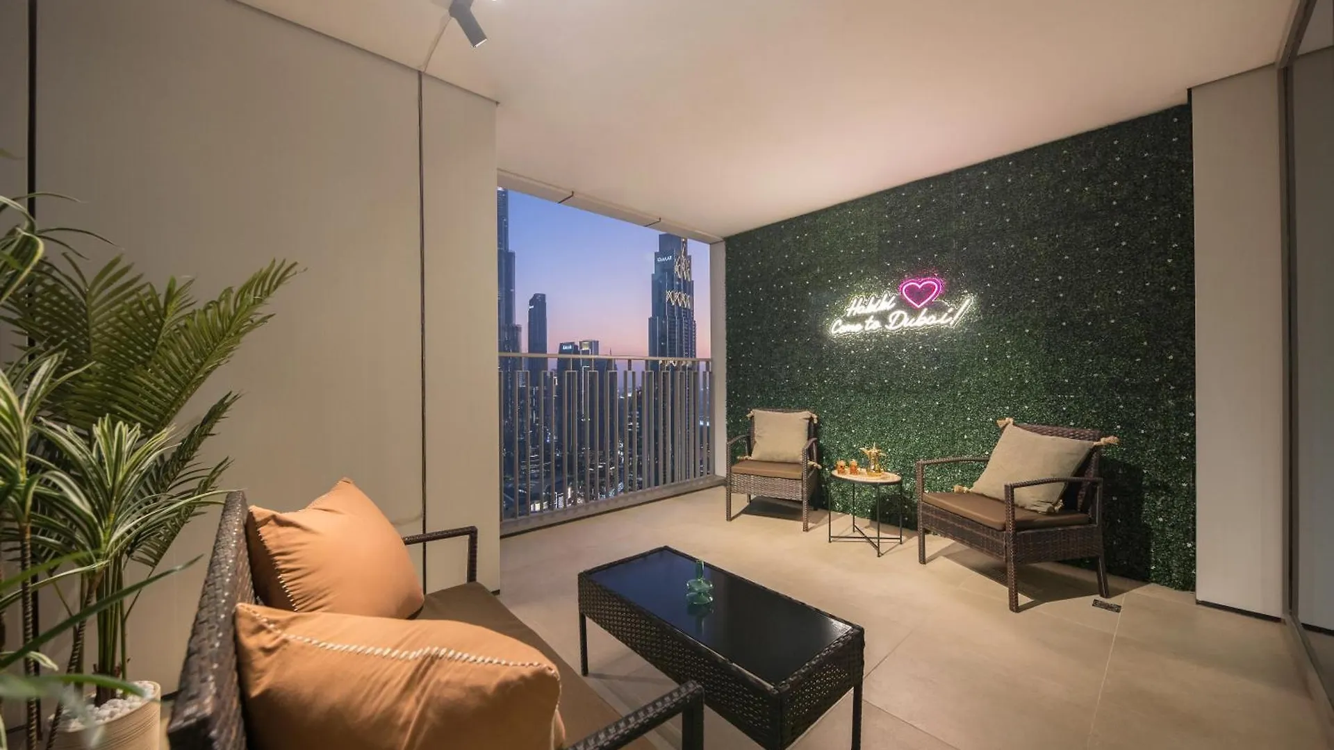Appartement 3Br And Maids Burj Khalifa And Fountain View For 8 Guests à Dubaï 0*,